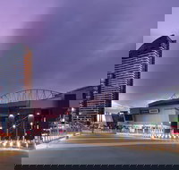 Travelodge Hotel Melbourne Docklands - Palm Beach Accommodation