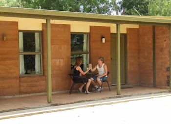 Territory Manor Motel & Caravan Park - Palm Beach Accommodation 0