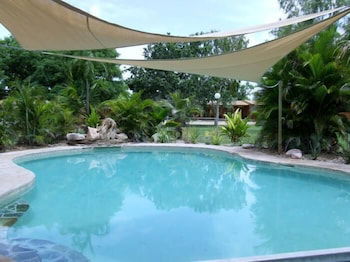 Territory Manor Motel & Caravan Park - Palm Beach Accommodation 1