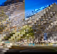 Quest Docklands - Palm Beach Accommodation