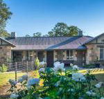 Stoneleigh Cottage Bed  Breakfast - Palm Beach Accommodation