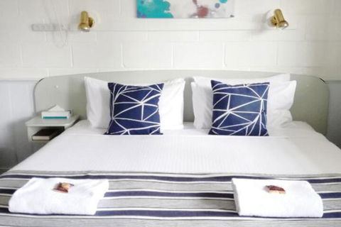 Arcadia Motel - Palm Beach Accommodation 7