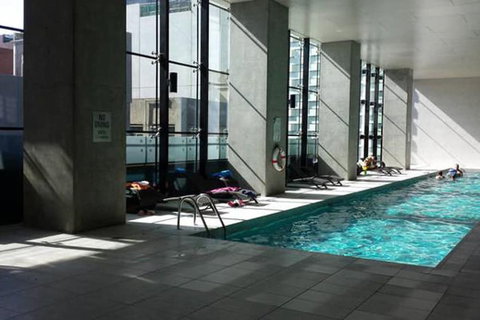 C3CBD Melbourne Apartment - Palm Beach Accommodation 1