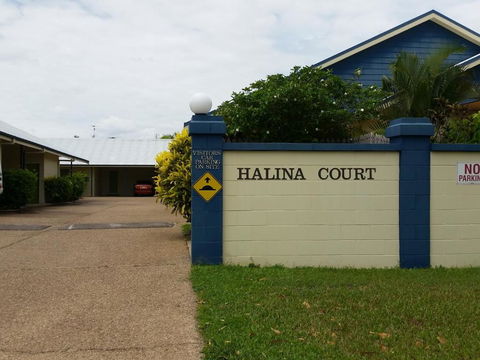 A City Retreat 2BR Apartment Reid Park Townsville - Palm Beach Accommodation 4