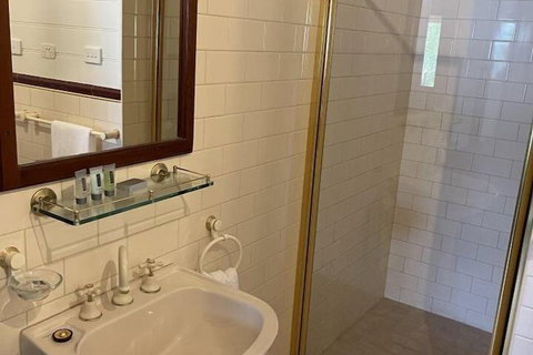 CBC Bed & Breakfast & Cafe - Palm Beach Accommodation 7