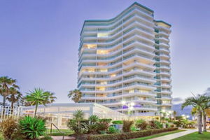 19th Avenue On The Beach