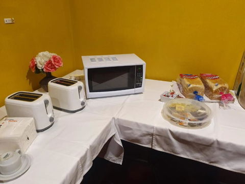 Parkside Motel Morwell - Palm Beach Accommodation 5