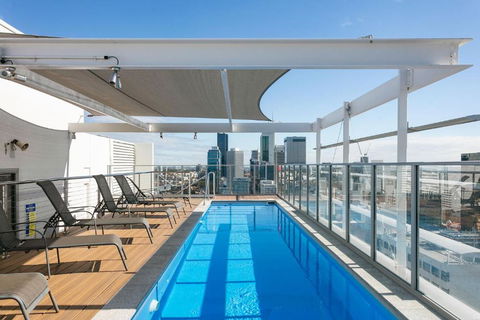 Astra Apartments Perth CBD - Palm Beach Accommodation 6