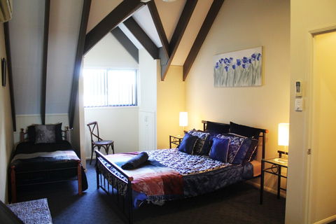 Dalby Apartments Self Contained Motel - Palm Beach Accommodation 6