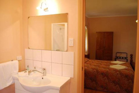 Osteria Sanso B & B - Palm Beach Accommodation 5