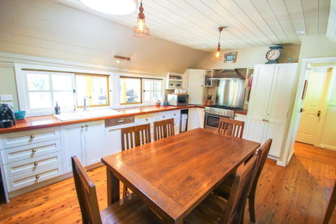 Mill Cottage - Palm Beach Accommodation 5