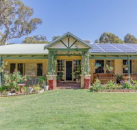 Devonleigh Bed  Breakfast