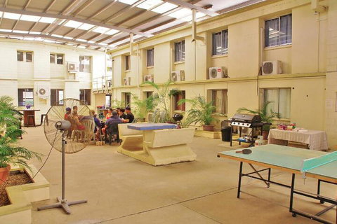 Accommodation At Isa - Palm Beach Accommodation 2