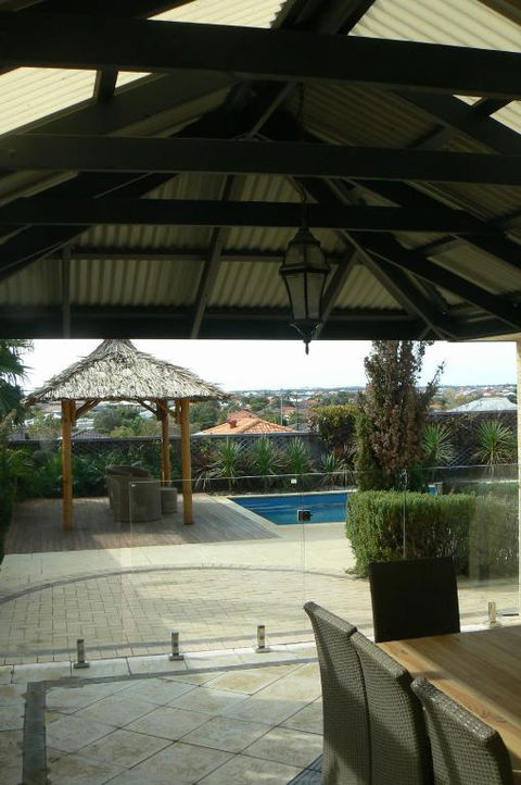 La Mer Home With A Pool - Palm Beach Accommodation 2