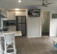 Brodie Beach Bungalow - Palm Beach Accommodation