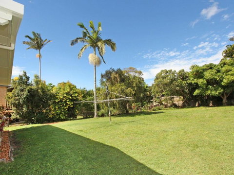 Oloway 40 2 BDRM Pet Friendly Budget Home - Palm Beach Accommodation 3