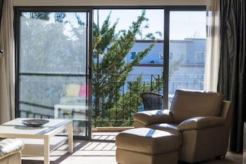 Accommodate Canberra - Griffin - Palm Beach Accommodation 4