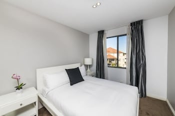 Accommodate Canberra - Griffin - Palm Beach Accommodation 2