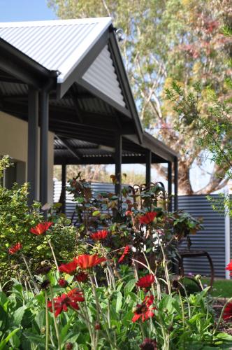 Girraween House - Palm Beach Accommodation 2