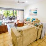 Auski Hideaway - Palm Beach Accommodation 0