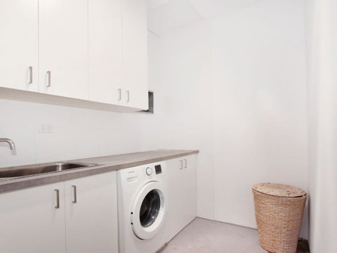 Okinja 71 Hawaiian Escape On The Sunshine Coast! - Palm Beach Accommodation 4