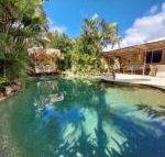 Okinja 71 Hawaiian Escape on the Sunshine Coast - Palm Beach Accommodation