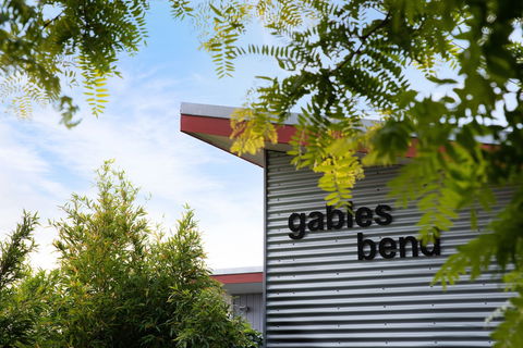 Gables Bend On High - Palm Beach Accommodation 0