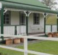 The Dollhouse Cottage - Palm Beach Accommodation