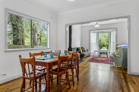 Ambrose Cottage Front Apt - Palm Beach Accommodation 0
