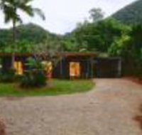 Daintree Rainforest Beach House - Palm Beach Accommodation