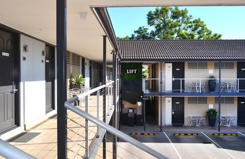 Orana Motel Dubbo - Palm Beach Accommodation 0