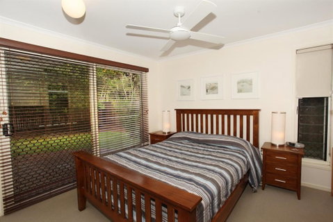 Unit 9 Marcoola Shores 1 Flindersia Street Marcoola 500 BOND LINEN INCLUDED - Palm Beach Accommodation 1