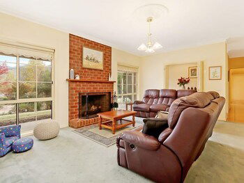 Alpine Mist - Spacious 5 Bedroom Home - Palm Beach Accommodation 4