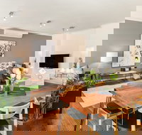 BOUTIQUE STAYS - Sandy Breeze 3 - Palm Beach Accommodation