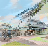 Occy's at Fingal Bay - Palm Beach Accommodation