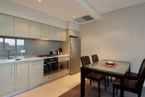 Astra Apartments Sydney - George St - Palm Beach Accommodation 4