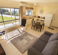 Pelican Perch Retreat - Palm Beach Accommodation