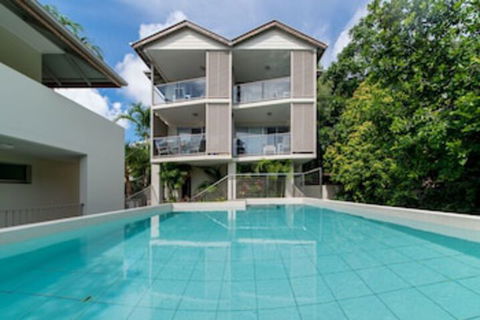 Alpha 8 On Waterson - Airlie Beach - Palm Beach Accommodation 0