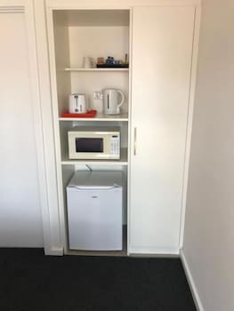 Frewville Motor Inn - Palm Beach Accommodation 4