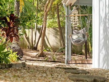 A PERFECT STAY - San Juan Surfers Cottage - Palm Beach Accommodation 0