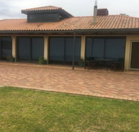 Rural living with great views - Palm Beach Accommodation
