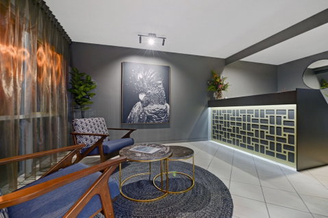 CBD Motor Inn - Palm Beach Accommodation 2