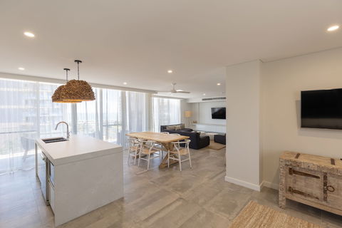 Astina Suites Forster - Palm Beach Accommodation 2