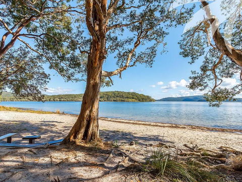 Amaroo Sunset Lodge - Palm Beach Accommodation 4