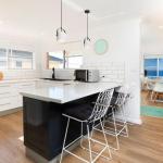 AQUA PALM - Palm Beach Accommodation 0