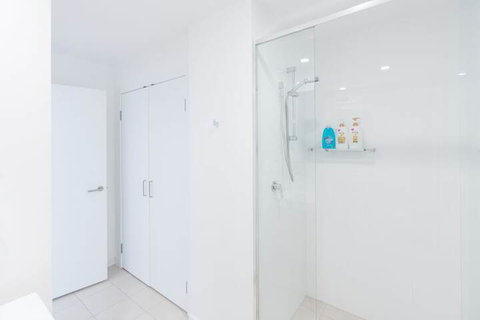 Capri - Palm Beach Accommodation 4