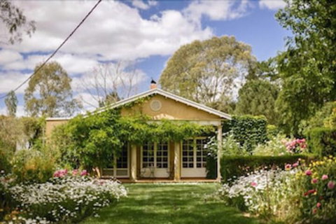 AL RU Farm - Palm Beach Accommodation 0