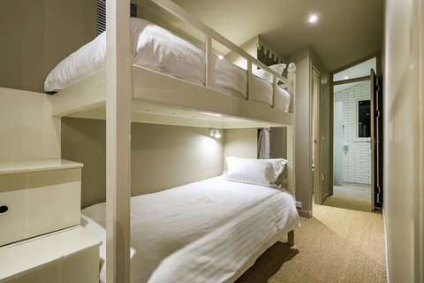 AL RU Farm - Palm Beach Accommodation 6