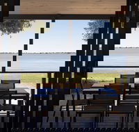 Lake Boga Caravan Park - Palm Beach Accommodation