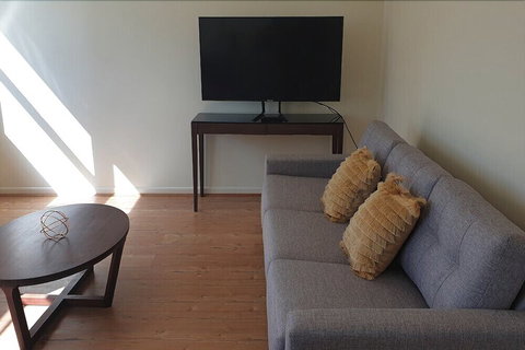 The Bay Apartment - Palm Beach Accommodation 2